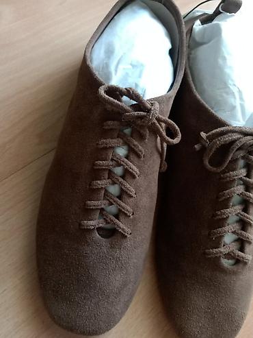 Ostale cipele: Ženske cipele RESERVED – braon antilop - Model: ravne vezane cipele — 3