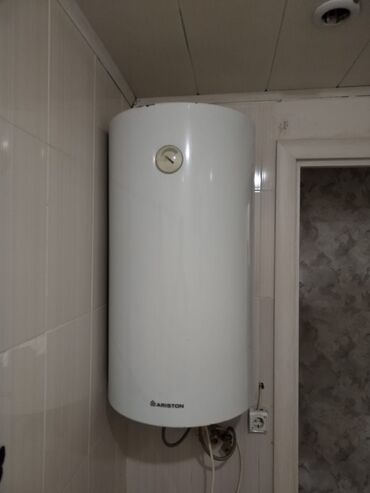 Plitələr və bişirmə panelləri: Ariston 100 l