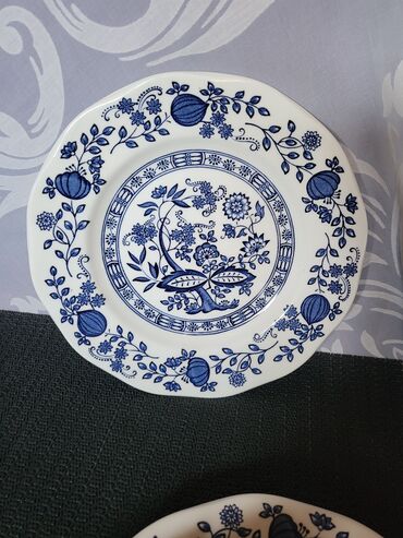Kuhinjski setovi: Tanjiri engleski,cvibl mustra Enoch Wedgwood 70te. Tanjiri cvibl na lalafo.rs — 7 Kuhinjski setovi: Tanjiri engleski,cvibl mustra Enoch Wedgwood 70te. Tanjiri cvibl — 7