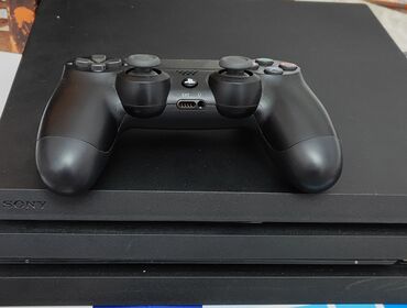 PS4 (Sony PlayStation 4): Sony PS 4 Pro! Отличное состояние! Пломбы все на месте