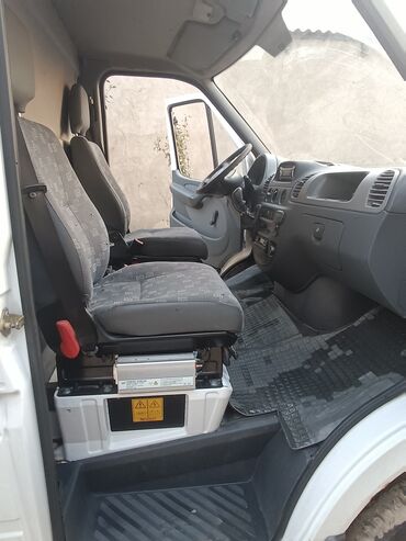 Mercedes-Benz: Mercedes-Benz Спринтер: 2004 г., 2.7 л, Механика, Дизель — 6