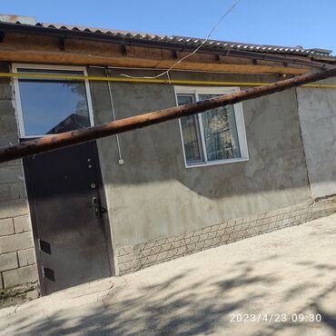 бишкек продаю дом село нижний алаарча: Барачный, 65 м², 3 комнаты, Собственник, Косметический ремонт