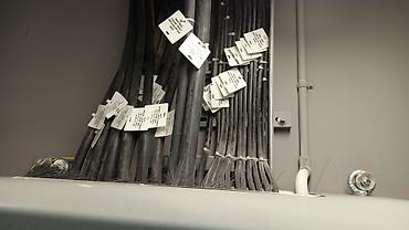 Электрики: > Электрик в Бишкеке — любые работы, быстро и качественно ⚡ > — 13