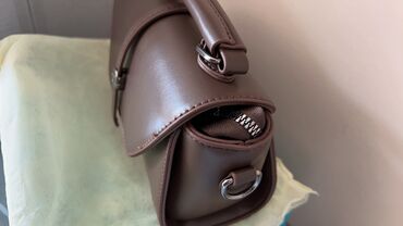 Классические сумки: Классическая сумка, Корея, Материал: Бархат, Застежка на молнии, Моющийся материал, Оригинал, Женские, Новый at lalafo.kg — 25 Классические сумки: Классическая сумка, Корея, Материал: Бархат, Застежка на молнии, Моющийся материал, Оригинал, Женские, Новый — 25