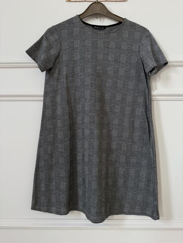 Gündəlik donlar: Gündəlik don, Mini, Stradivarius, M (EU 38)