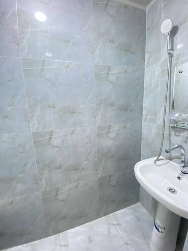 Köhnə tikili: Bakı, 5-ci mikrorayon, 2 otaqlı, Köhnə tikili, m. Memar Əcəmi, 36 kv. m — 5