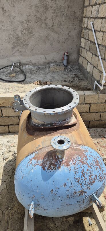 badam baglari: Bak, Metal, 500 l l