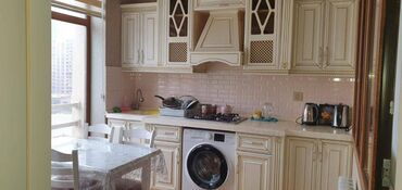 Uzunmüddətli kirayə mənzillər: Xətai metrosunun yaxınlığında Baki əyləncəyə yaxin 18 mertebeli — 20