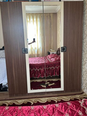 шкаф антресоль: Açılan, 4 qapılı Düz dolab, Şifonyer