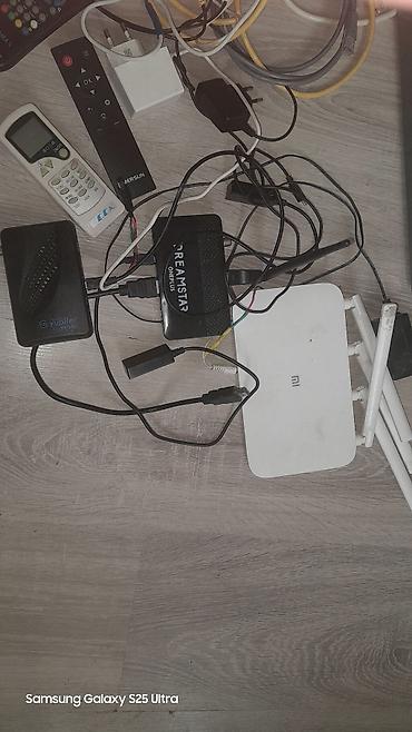 Digər kompüter aksesuarları: Elektronika/aksessuar dəsti Satılır müxtəlif cihazlardan ibarət bir — 3