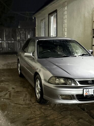 на акорд сл7: Honda Orthia/Accord (седан, правый руль) серебристого цвета. Основные