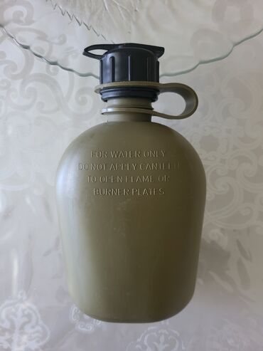 чешскую посуду ручной работы: Фляжка военная для воды, образца НАТО, США оригинал. Объём 1 кварта