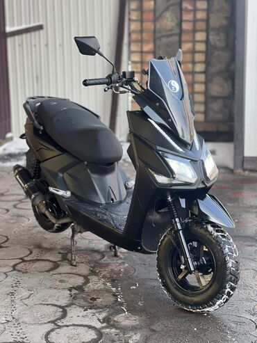 Скутеры: Скутер Yamaha, 150 куб. см, Бензин, Б/у