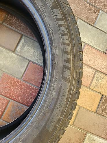 меняю шины: Пара автомобильных шин Michelin 245/50 R20 102V. Характеристики: - — 2