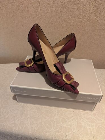 туфли на каблуках 37 размер: Туфли-лодочки на каблуке - Бренд: Escada (маркировка внутри пары) -