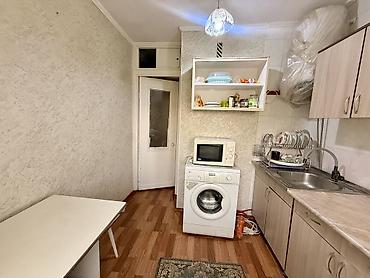 Продажа квартир: 3 комнаты, 63 м², 8 мкр 104 серия, 5 этаж — 4
