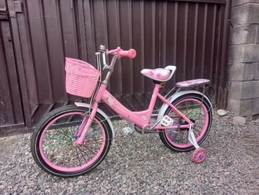 детская литература: Продаю не дорого велосипед на девочек полном ходу сост 10/10 размер