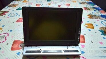 DVD i Blu-ray plejeri: DVD player 9 incha Ispravan — 3