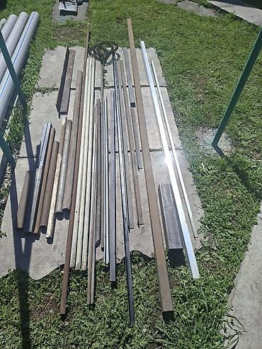 Наборы инструментов: Продаю: 1) Сверлильный станок - 15 тыс, 2) наковальня- 12 тыс, 3) — 17