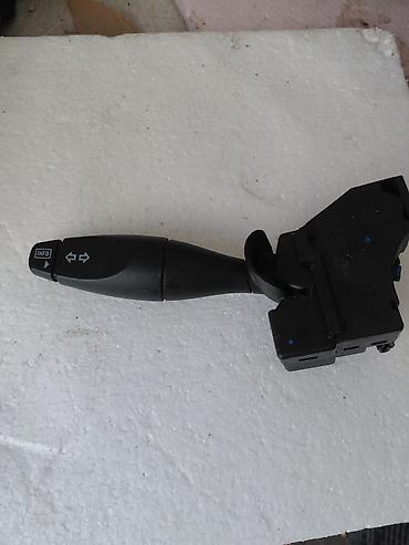 Pumpe za gorivo: Delovi za Ford Fokus Mk1 1.6 benzin — 20