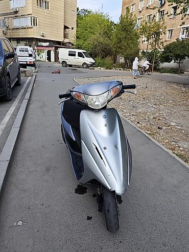 suzuki скутер: Скутер Suzuki (50–100 см³, модель по фото Address/lets‑серии). Цвет — 3