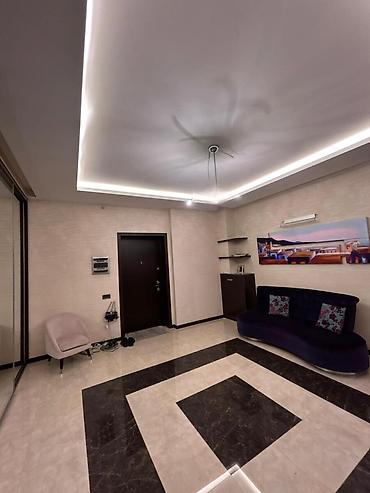 3 otaqlı: İcarəyə verilir 3 otaqlı yeni tikili 179 m², Nizami m. Kateqoriya — 9