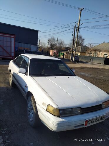 мазда тройка: Mazda 626: 1990 г., 2 л, Механика, Бензин, Хэтчбэк