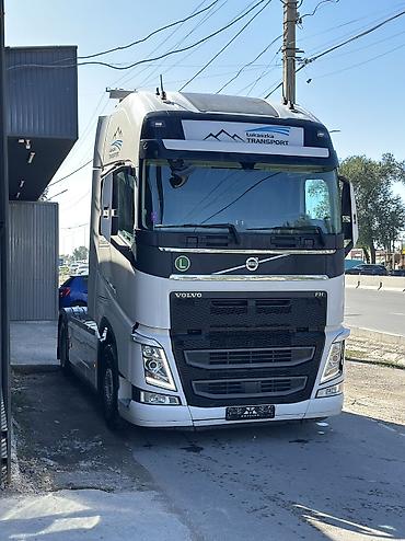 вито 2013: Тягач, Volvo, 2019 г. — 3