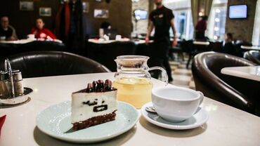 требуется официантка бишкек: Талап кылынат Администратор: Кофе ичүүчү жай, 3-5 жылдык тажрыйба, Төлөм Бир айда эки жолу