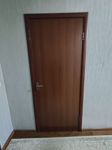 межкомнатные двери бишкек фото: Продаются б/у двери в очень хорошем состоянии. В наличии коричневого
