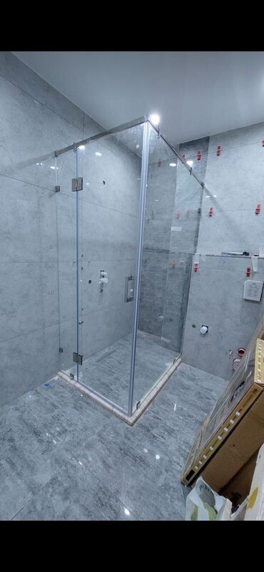 Duş kabinaları, arakəsmələr: Yeni Üstü açıq kabina, Künc üçün, Pulsuz çatdırılma — 8