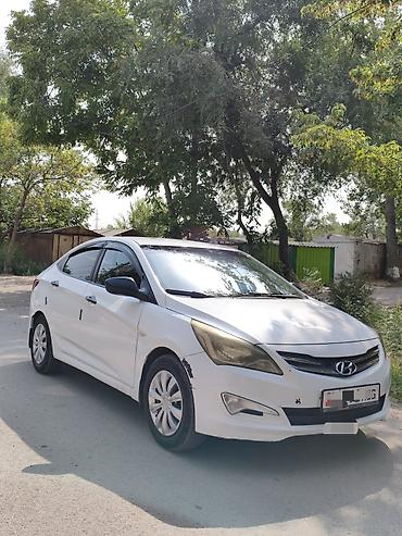 m5 e60: Hyundai Solaris: 2016 г., 1.4 л, Механика, Газ, Седан — 3
