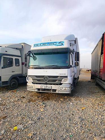 машинага газ: Mercedes-Benz Atego с будкой, технология BlueTec 5. 
Колесо 17,5 — 1