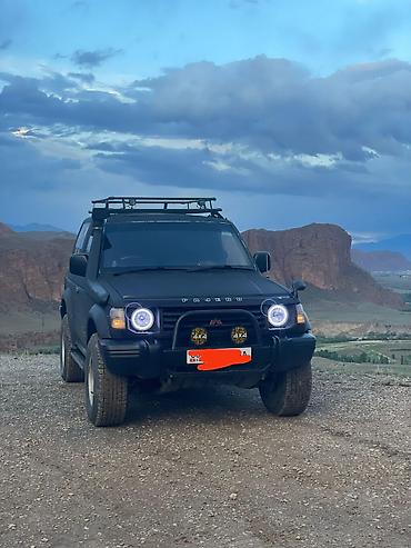 мотороллер муравей с кабиной: Mitsubishi Pajero: 1993 г., 2.5 л, Автомат, Дизель, Внедорожник — 3
