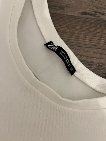 Futbolka və maykalar: Zara kofta 🤍 bir iki defe geyilib teze kimidir Qolları kantlı model S — 9
