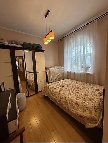 Долгосрочная аренда домов: 210 м², 8 комнат — 4