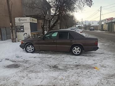 300 000: Mercedes-Benz W124: 1993 г., 2.2 л, Автомат, Бензин, Седан — 8