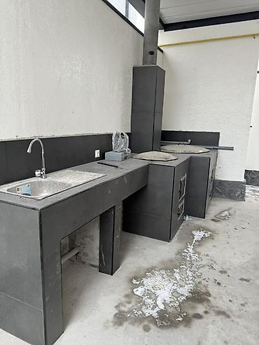 Продажа коттеджей и домов: 🏡ПРОДАЕТСЯ ОСОБНЯК 📍Арча-Бешик 🏠Площадь:200м² 🌿Участок:3сотки — 22