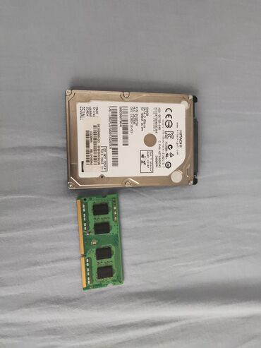 ddr4 4gb ram: Xarici Sərt disk (HDD) Hitachi, 512 GB, 5400 RPM, 1.8", İşlənmiş