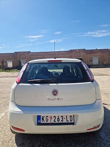 peda gp 50: Auto prodajem zbog kupovine veceg automobila. Auto registrovan do — 5