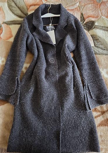 🧥 Qadın Jaketi Çinici – tünd boz rəng 📌 Trenç dizayn, dizdən aşağı lalafo.az -da 🧥 Qadın Jaketi Çinici – tünd boz rəng 📌 Trenç dizayn, dizdən aşağı