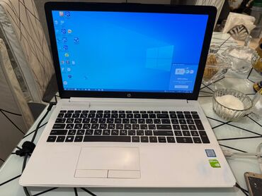 harddisk: İşlənmiş HP 18 ", Intel Core i5, 256 GB