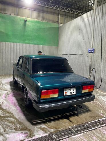 продаю термо будка: ВАЗ (ЛАДА) 2107: 2002 г., 1.6 л, Механика, Бензин, Седан