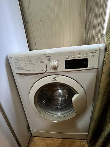 Məişət texnikası: Paltaryuyan maşın Indesit, 6 kq, İşlənmiş, Avtomat, Qurutmasız — 1