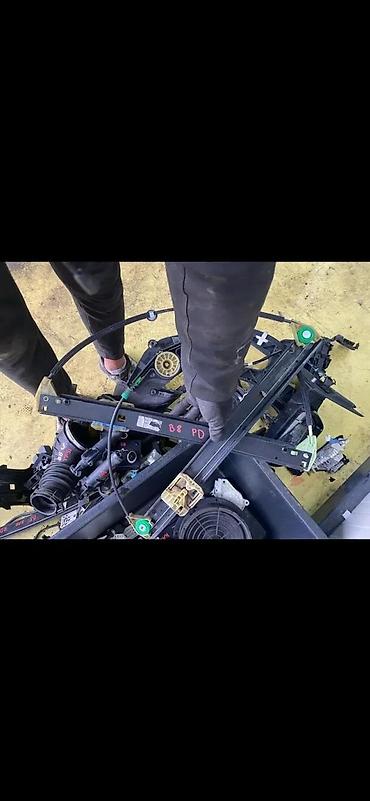 baterijski: AUDI A4 B8 1 PODIZAC STAKLA PREDNJI LEVI I DESNI | Audi a1 a3 a4 a5 — 2