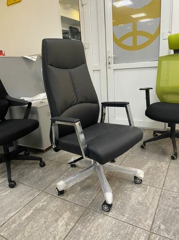 Детские столы и стулья: Офисное, Новый