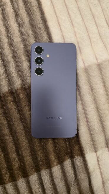Samsung: Samsung Galaxy S24, 512 GB, rəng - Bənövşəyi, Barmaq izi, Simsiz şarj, İki sim kartlı