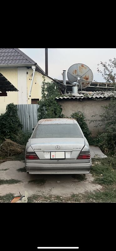 шына на нива: Mercedes-Benz E-Class: 1993 г., Автомат, Бензин