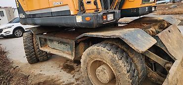 Экскаваторы: Экскаватор, 2015 г., Колесный — 8