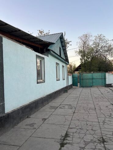 дом жм алтын ордо: Үй, 80 кв. м, 5 бөлмө, Менчик ээси, Эски ремонт